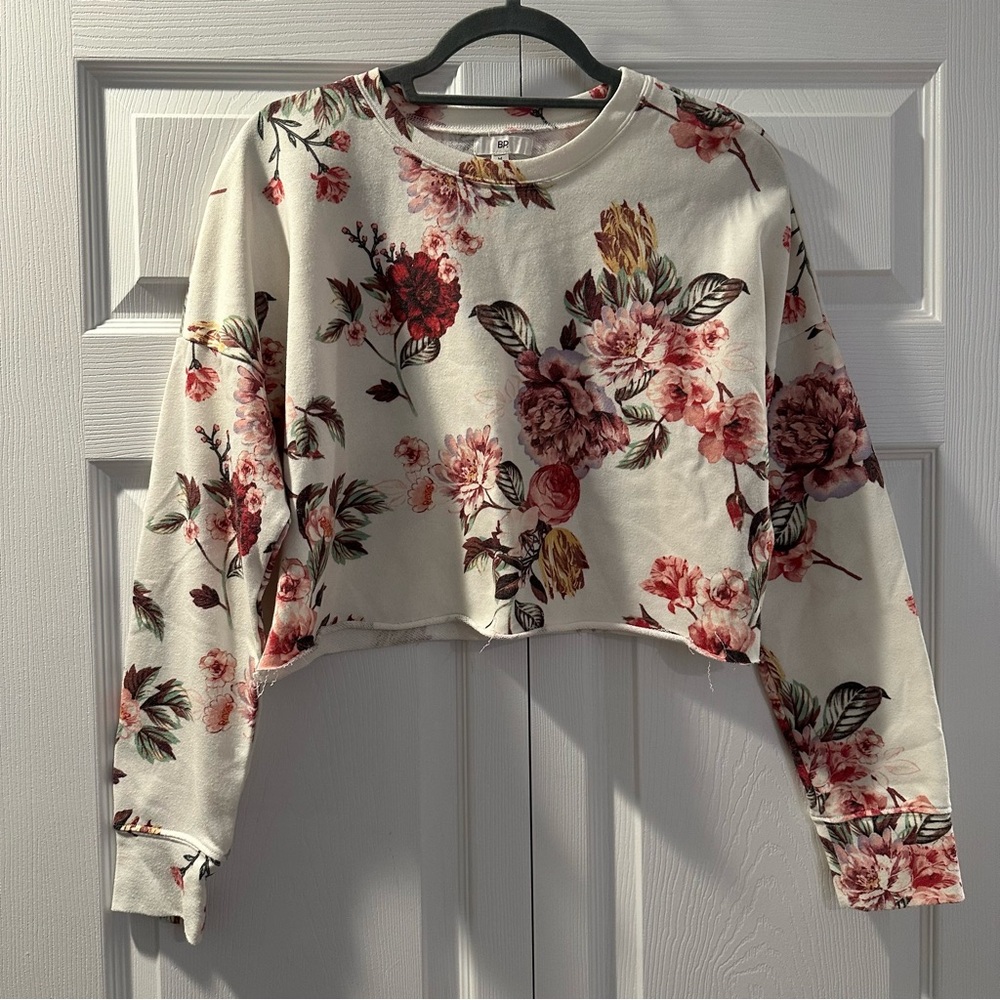 Floral Long Sleeve Crop Top